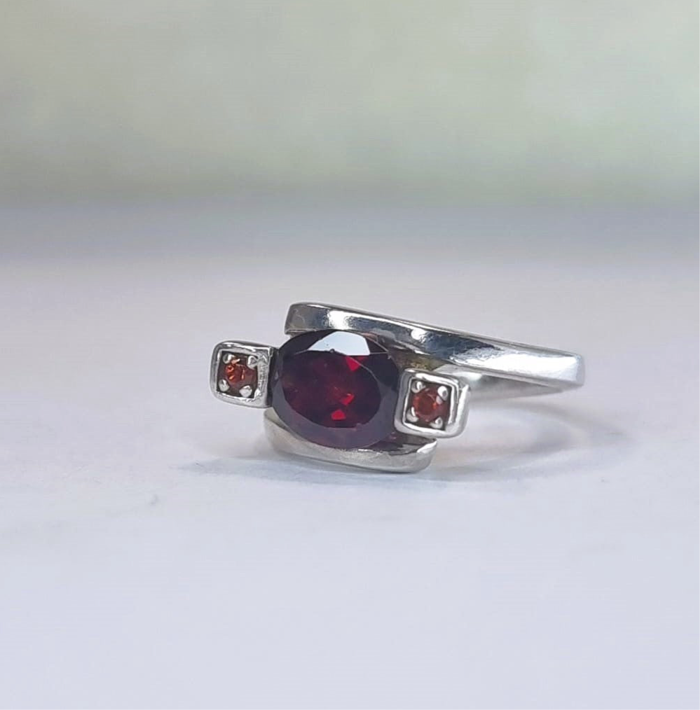 2ct Oval Rhodolite Red Garnet Silver 3 stone Ring - Hanna Boya