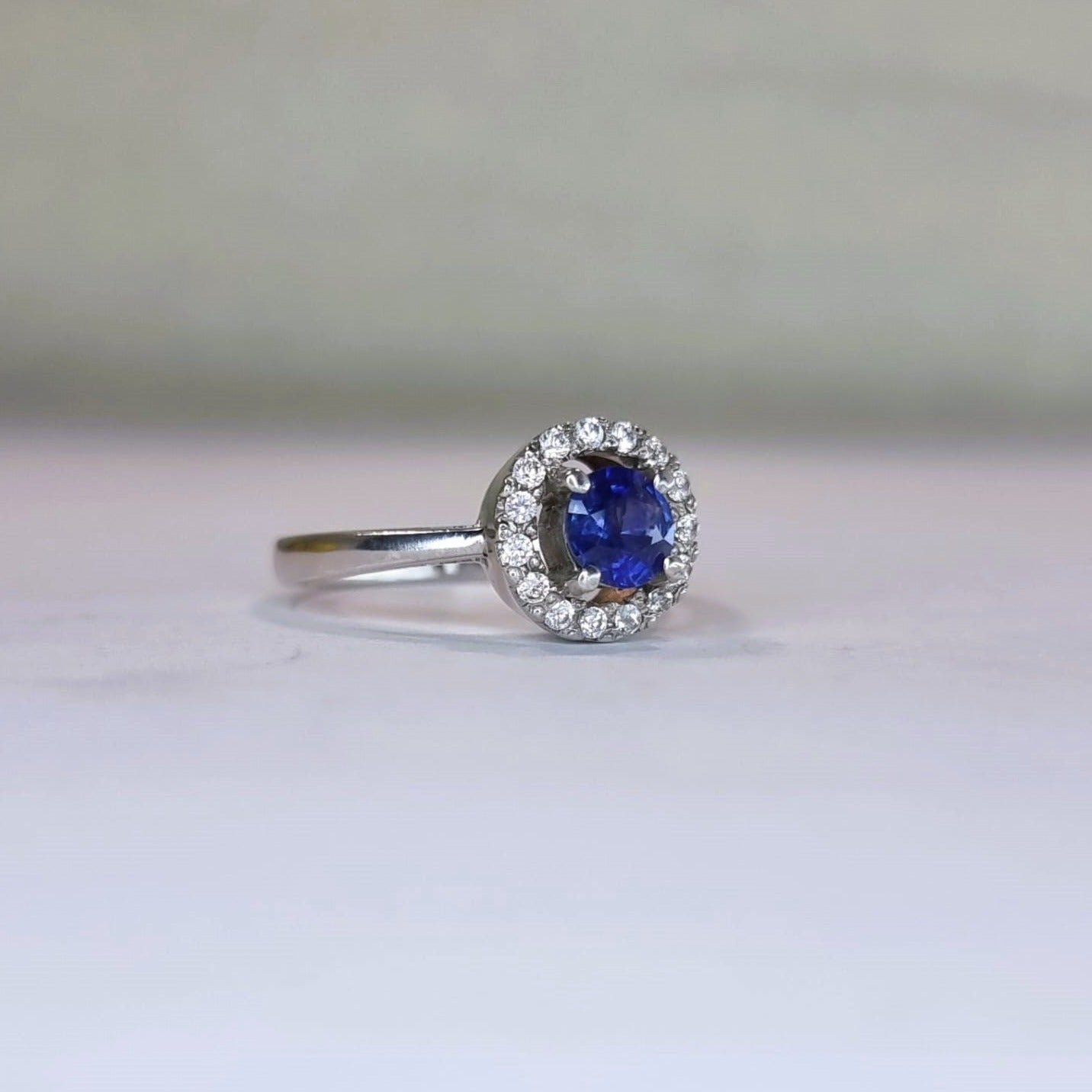 1.5ct Round Natural Blue Sapphire Floating Halo Engagement Ring - Hanna Boya