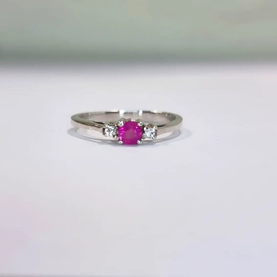 1ct Oval Cut Natural Pink Sapphire Engagement Ring - Hanna Boya