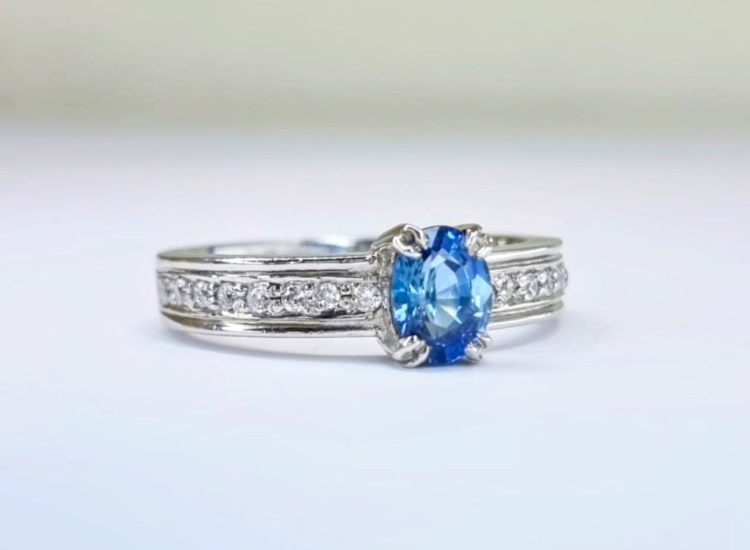 1ct Oval Natural Blue Sapphire Engagement Ring - Hanna Boya