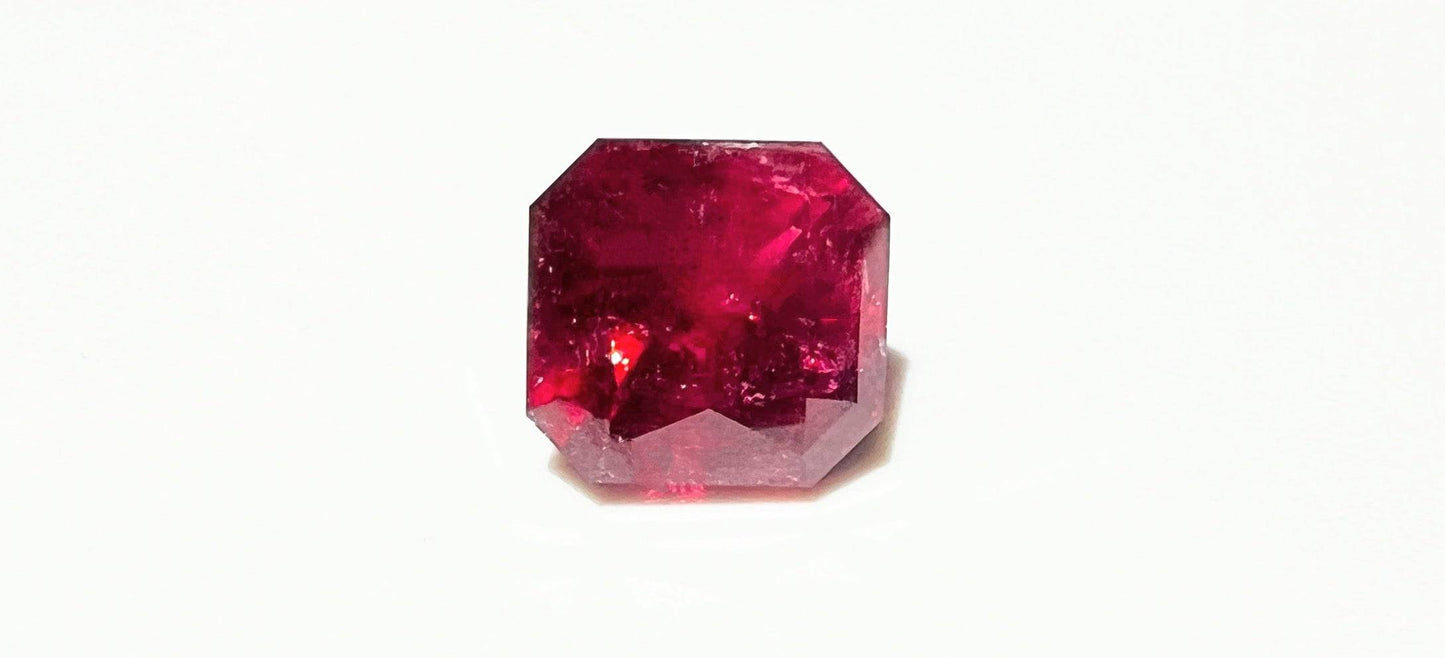 8.85ct Square Deep Red Rubellite Tourmaline - Hanna Boya