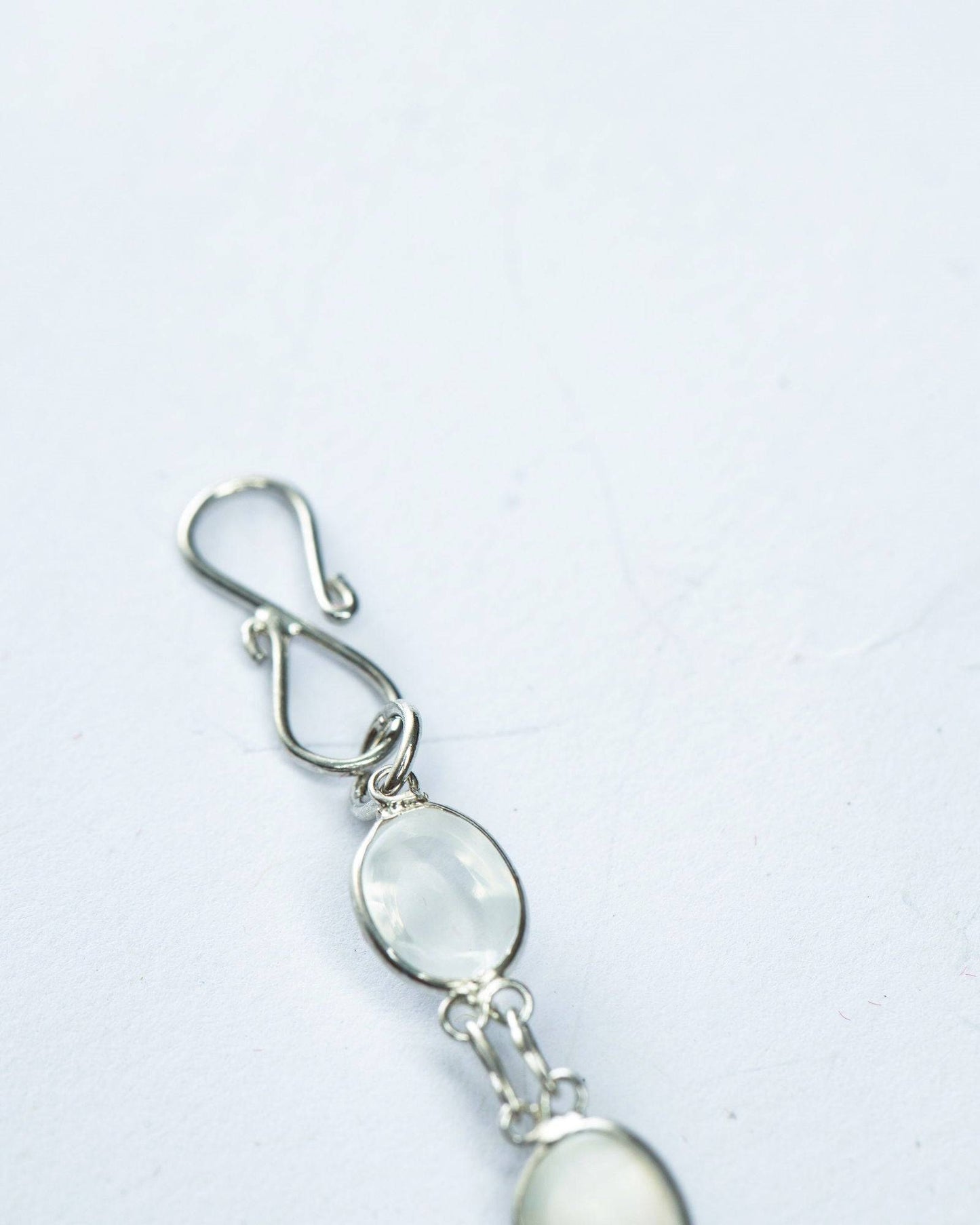 Detailed view of the moonstone bracelet’s secure silver hook clasp, complementing the 13ctw cabochon gemstones beautifully.