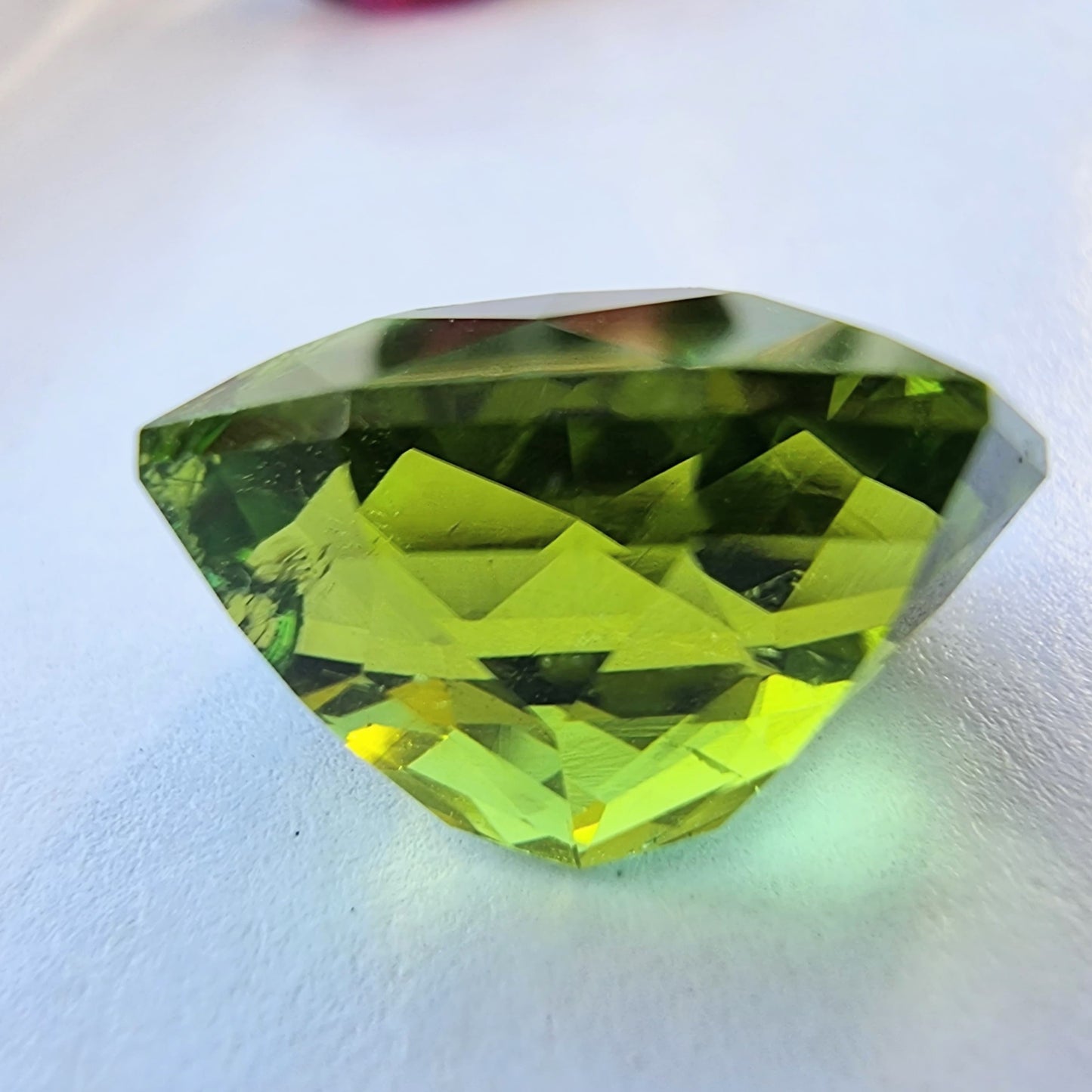 13.7ct Oval Mint Green Tourmaline Gemstone - Hanna Boya