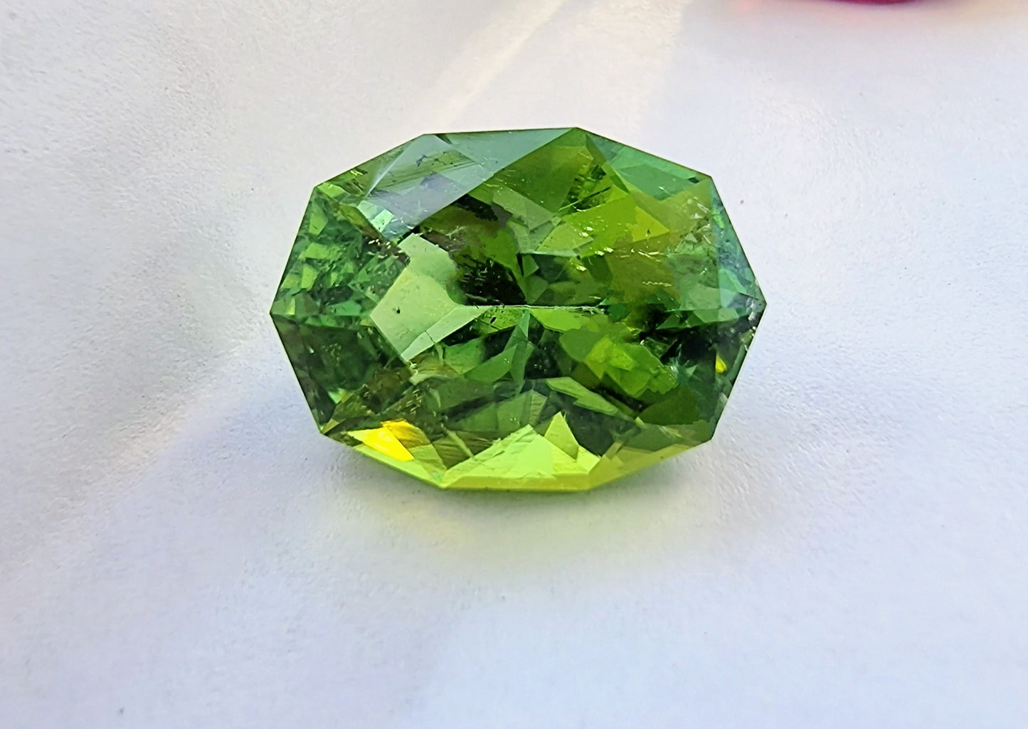 13.7ct Oval Mint Green Tourmaline Gemstone - Hanna Boya