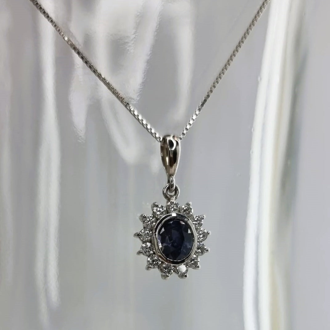 1.5ct Oval Natural Blue Sapphire Pendant