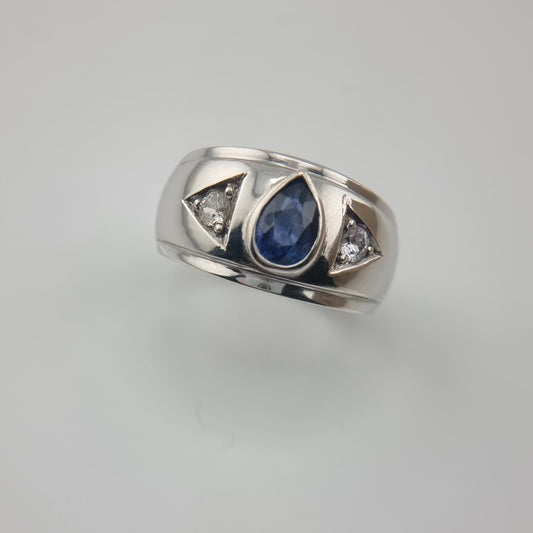 Bague 3 pierres saphir bleu naturel poire 1,5 ct