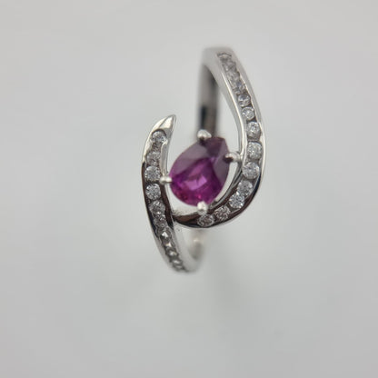 1.5ct Pear Cut Natural Pink Sapphire Ring