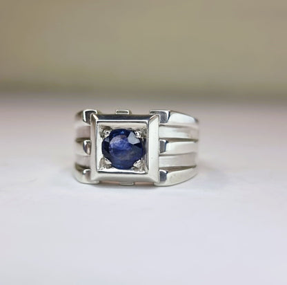 1.5ct Round Cut Blue Sapphire Signet Ring