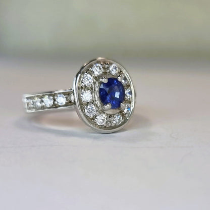 1ct Natural Oval Blue Sapphire Engagement ring