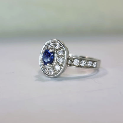 1ct Natural Oval Blue Sapphire Engagement ring