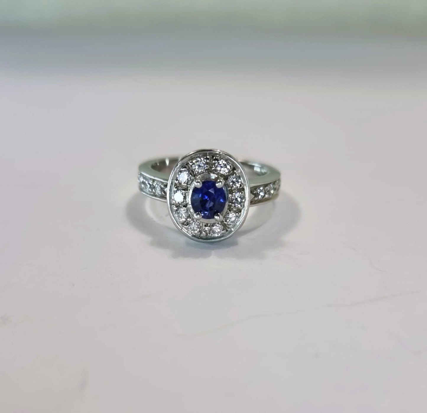 1ct Natural Oval Blue Sapphire Engagement ring