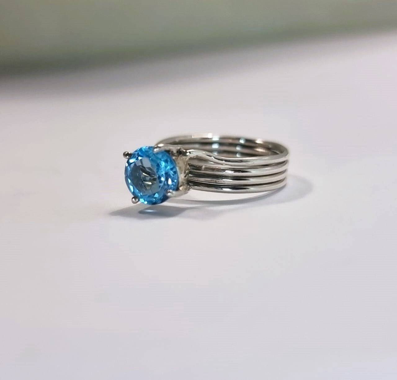 1ct Round Cut Natural Blue Topaz Solitaire Ring