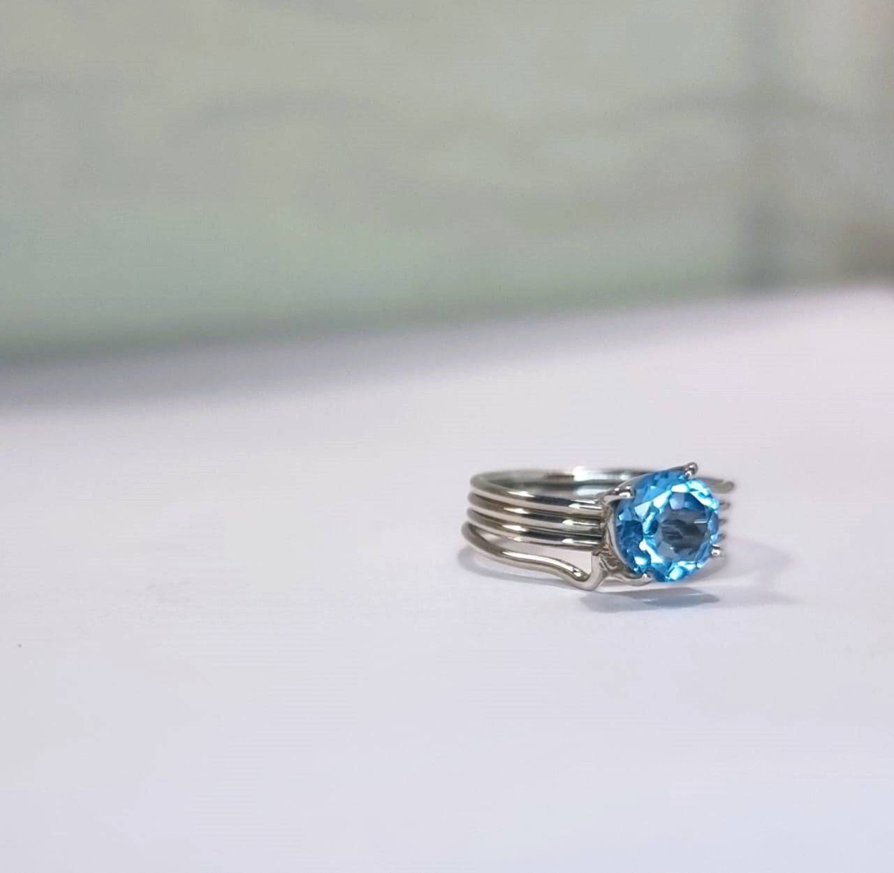 1ct Round Cut Natural Blue Topaz Solitaire Ring