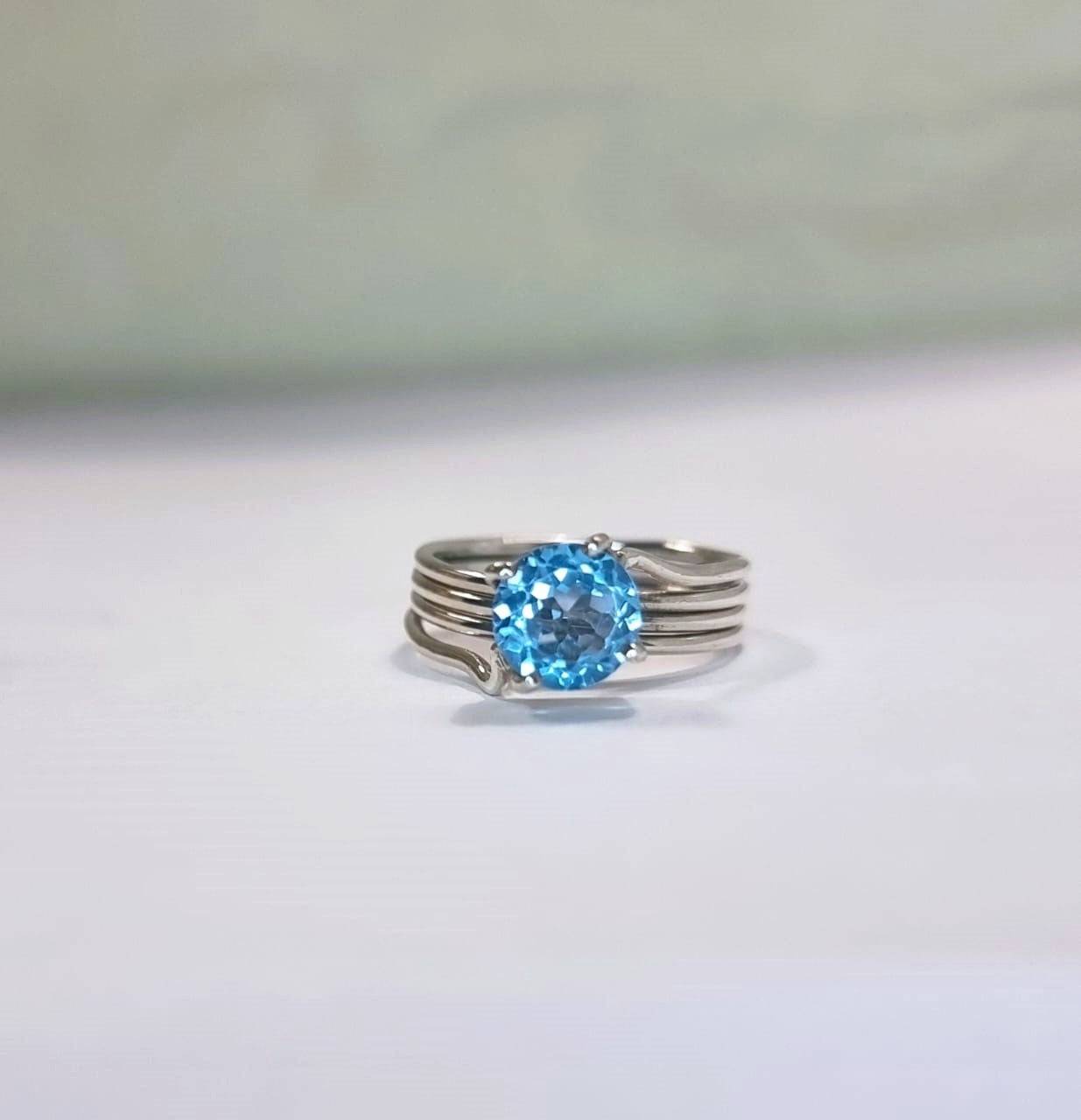 1ct Round Cut Natural Blue Topaz Solitaire Ring