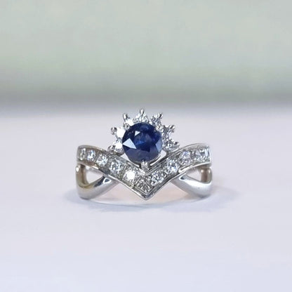 1ct Round Natural Blue Sapphire Statement Ring