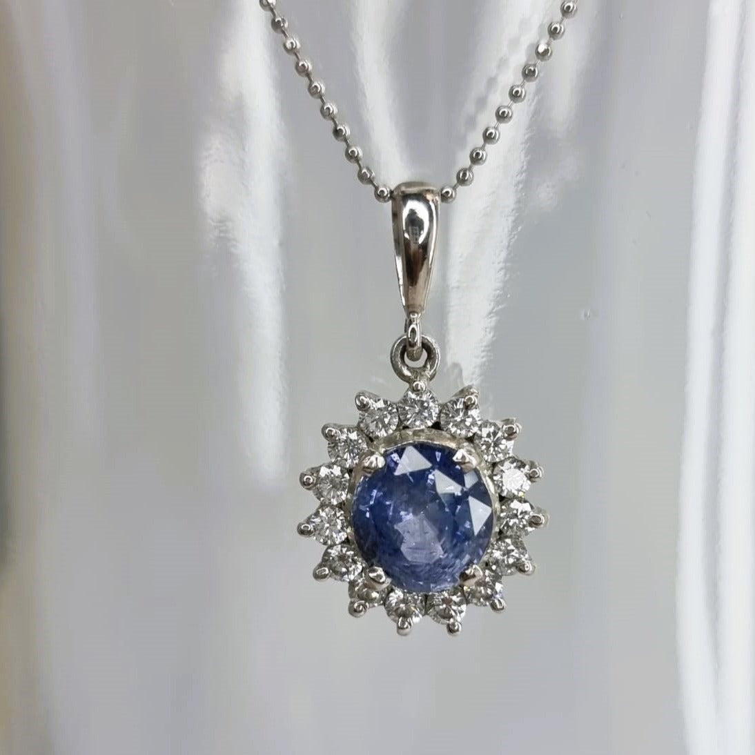 3ct Round Cut Natural Blue Sapphire Pendant