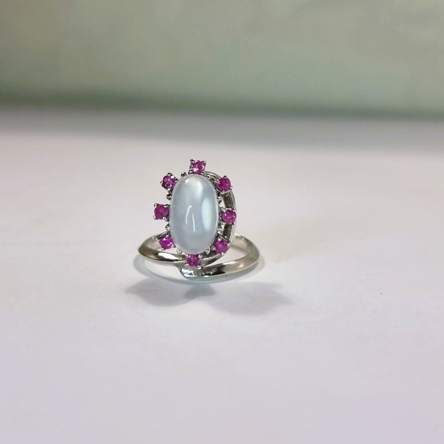 2ct Moonstone Surrounded by 8 Pink Ruby Silver Cocktail Ring