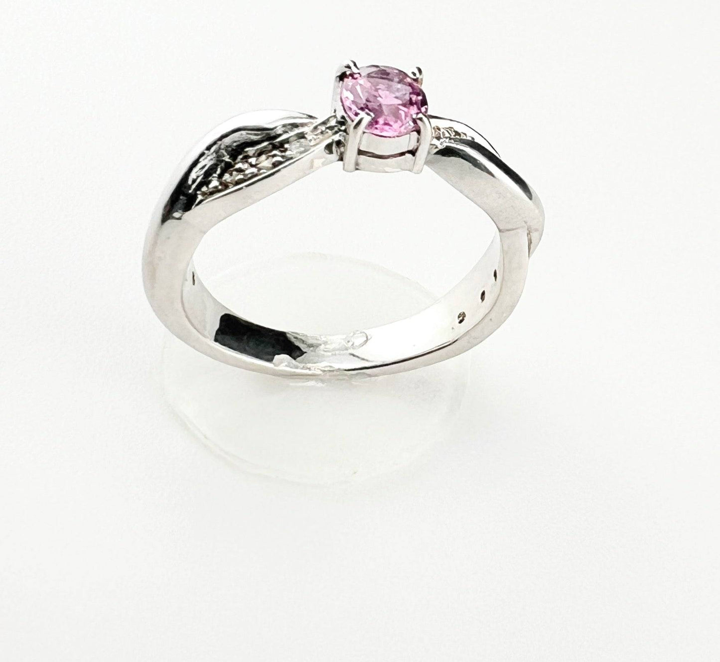 1ct Natural Oval Pink Sapphire Ring