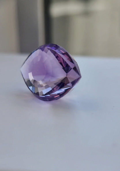 46ct Natural Purple Amethyst Cleopatra Eye