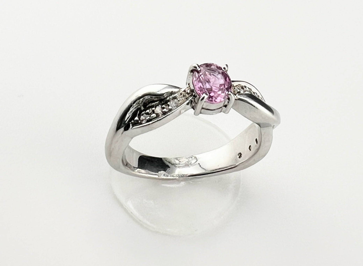 1ct Natural Oval Pink Sapphire Ring