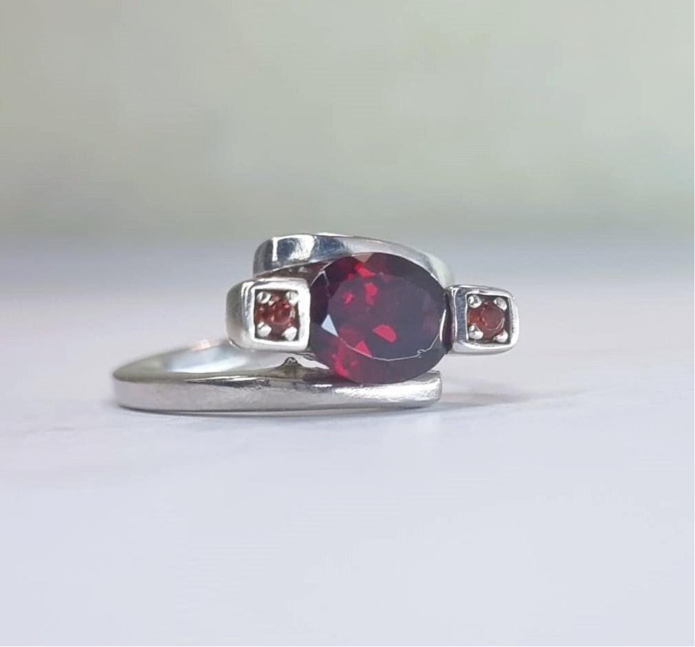 2ct Oval Rhodolite Red Garnet Silver 3 stone Ring