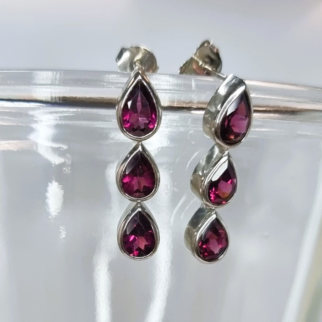 1.5ct Pear Red Garnet Pin Earrings