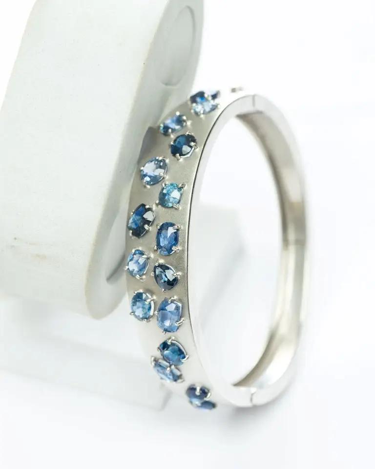 16ctw Natural Blue Sapphire Platinum Silver Bangle Bracelet