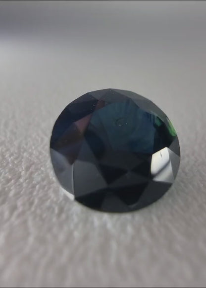 5.61ct Round Brilliant Natural Inky Blue Sapphire Gemstone