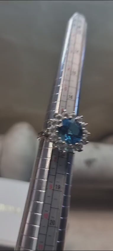 5ct Round Cut Natural Blue Topaz Cocktail Ring